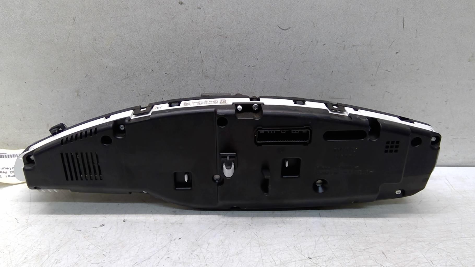 Compteur TOYOTA VERSO PHASE 2 Essence - 1
