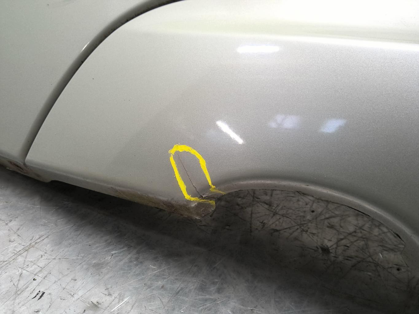 Pare choc arriere RENAULT TWINGO 2 PHASE 1 Essence - 1