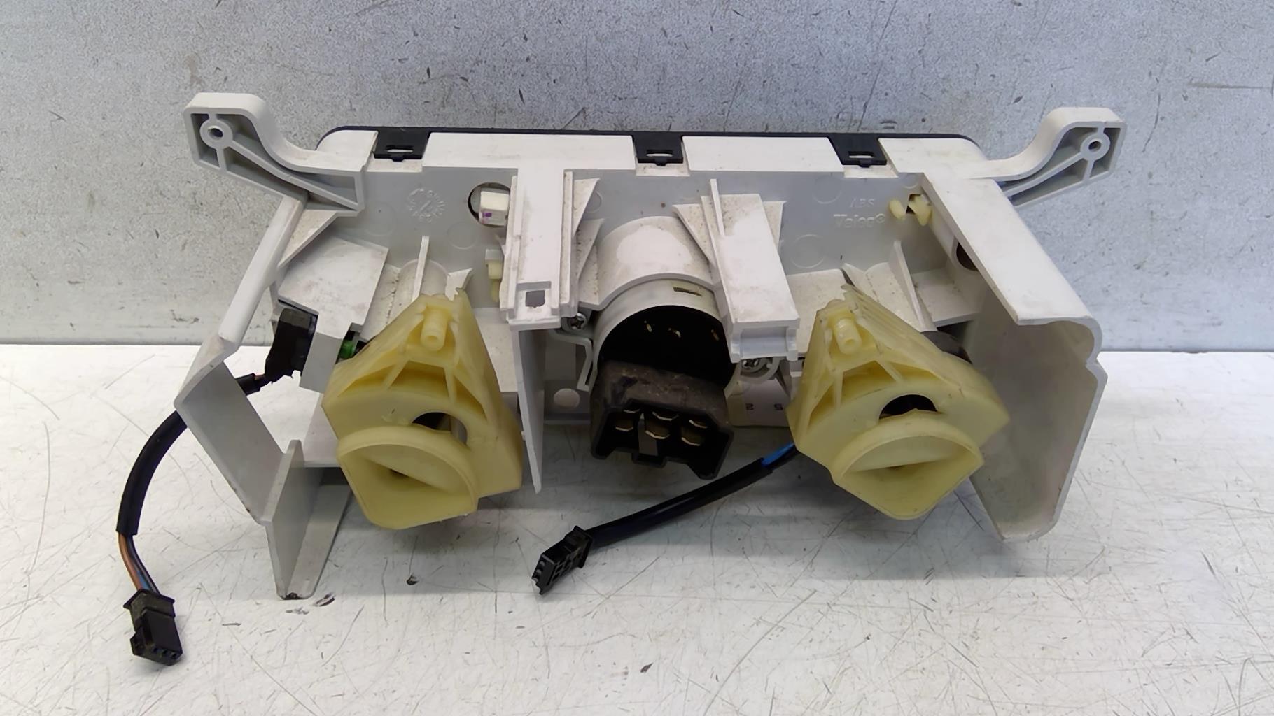 Commande chauffage LAND ROVER FREELANDER 1 PHASE 5 Diesel - 1