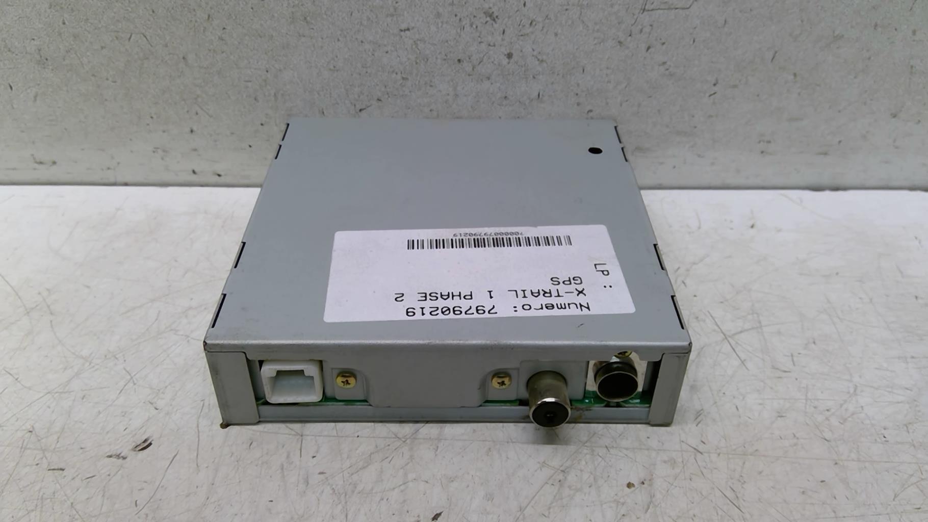 GPS NISSAN X-TRAIL 1 PHASE 2  - 1