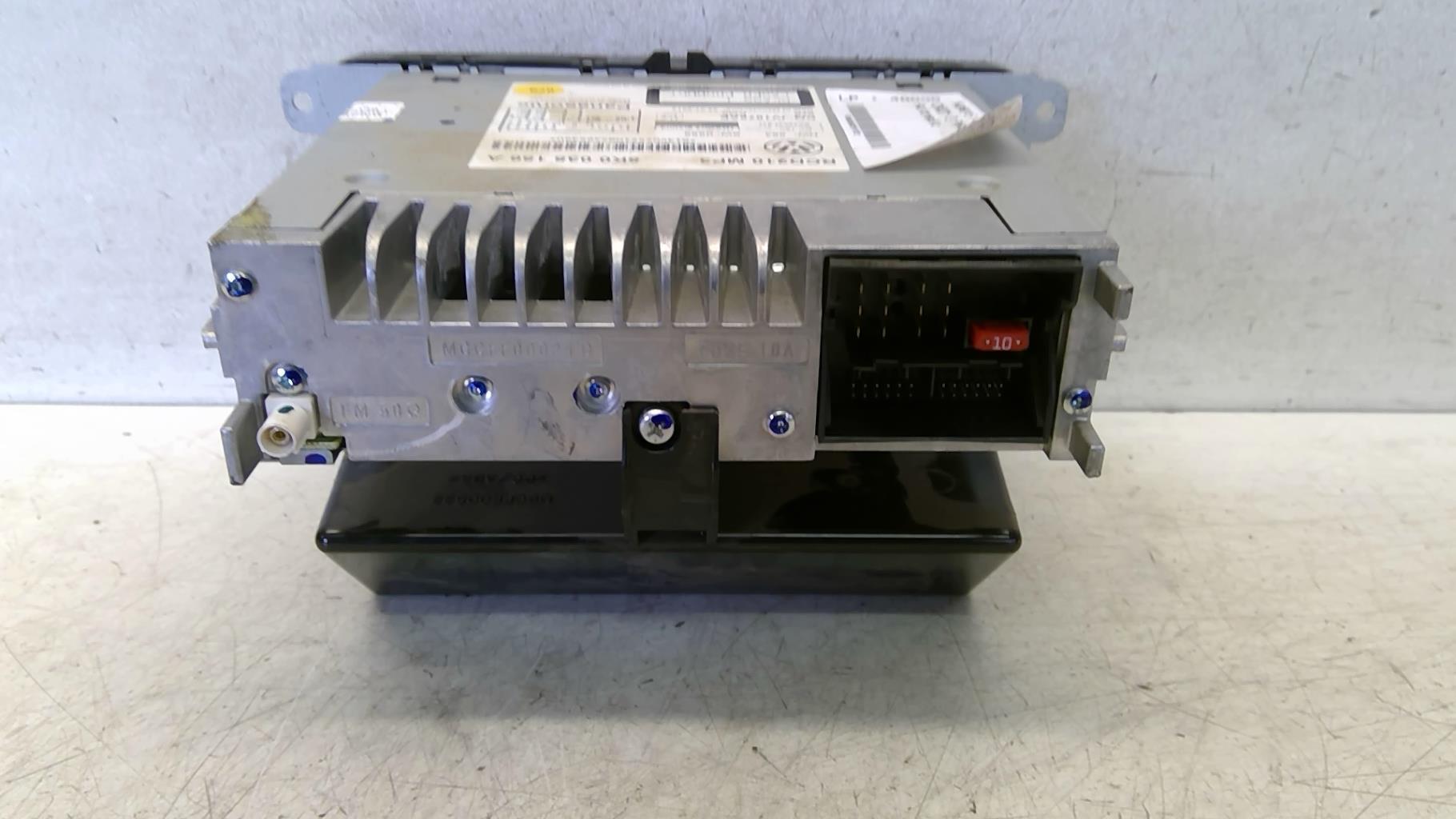 Autoradio VOLKSWAGEN CADDY 3 PHASE 2 Diesel - 1