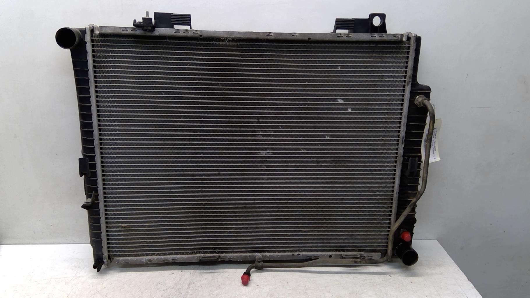 Radiateur eau MERCEDES CLASSE E 210 PHASE 1 Diesel - 1