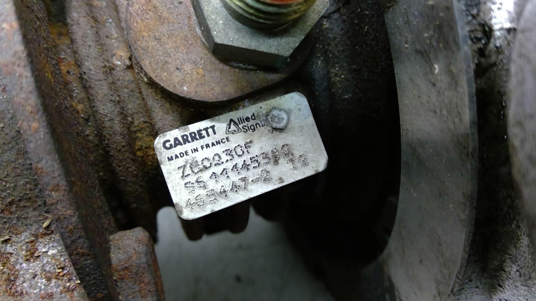 Turbo PEUGEOT 605  - 1