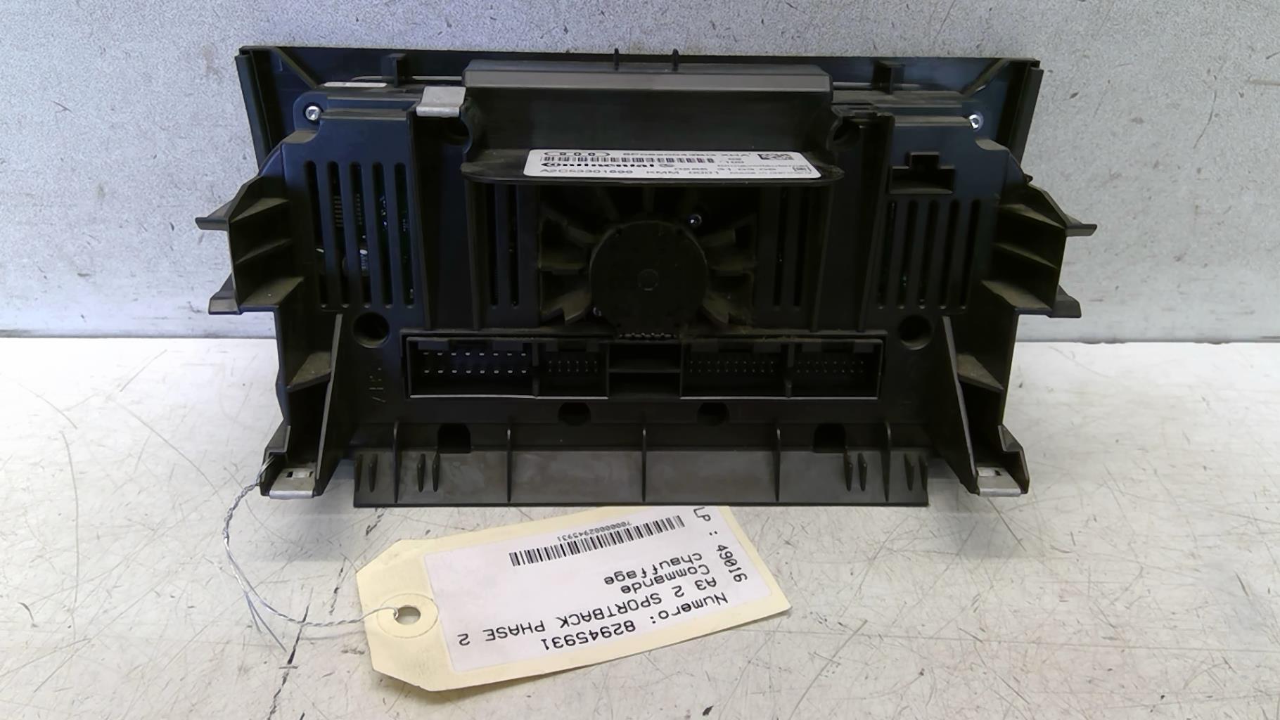Commande chauffage AUDI A3 2 SPORTBACK PHASE 2 Diesel - 1