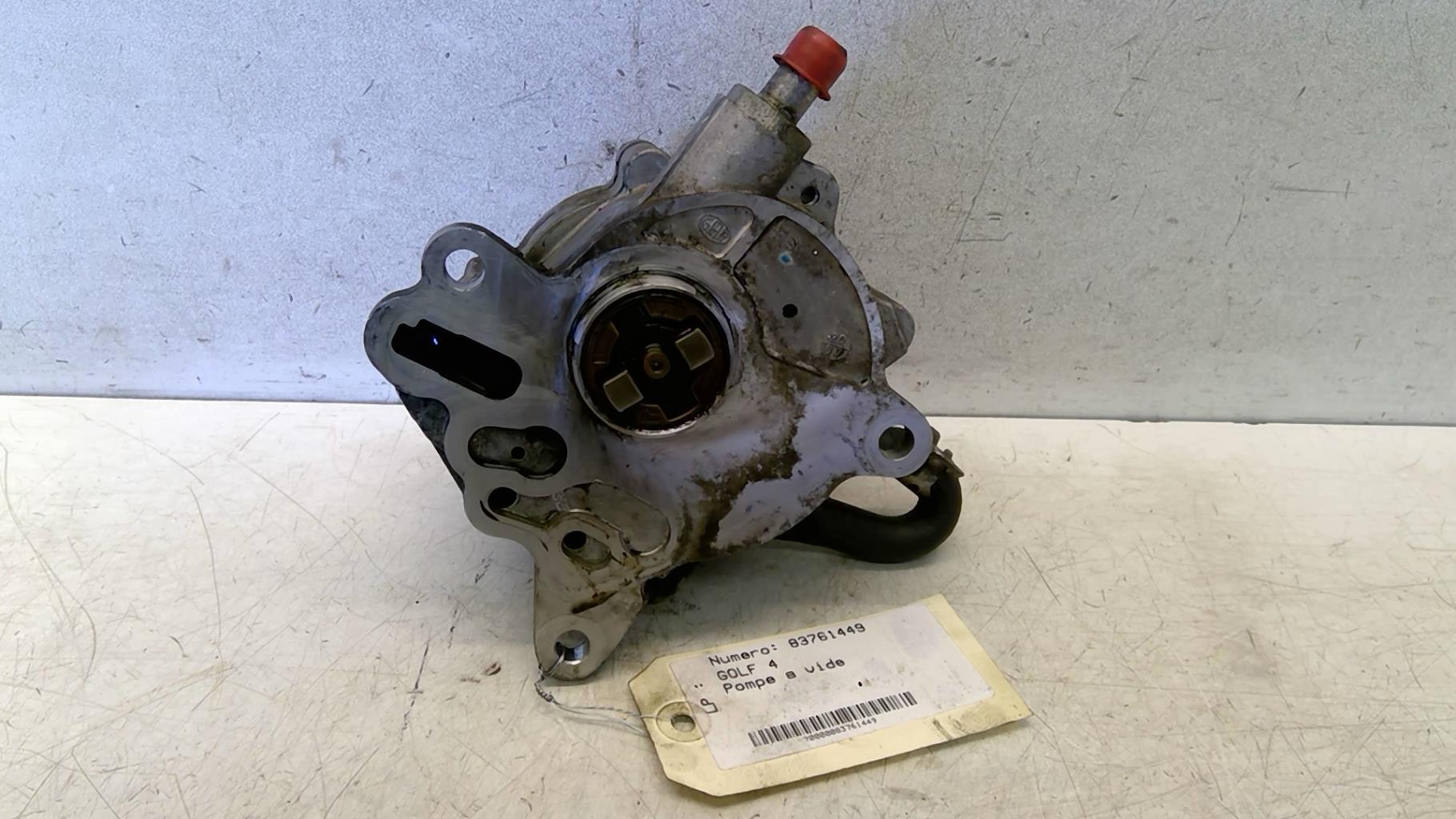 Pompe à vide VOLKSWAGEN GOLF 4  - 1