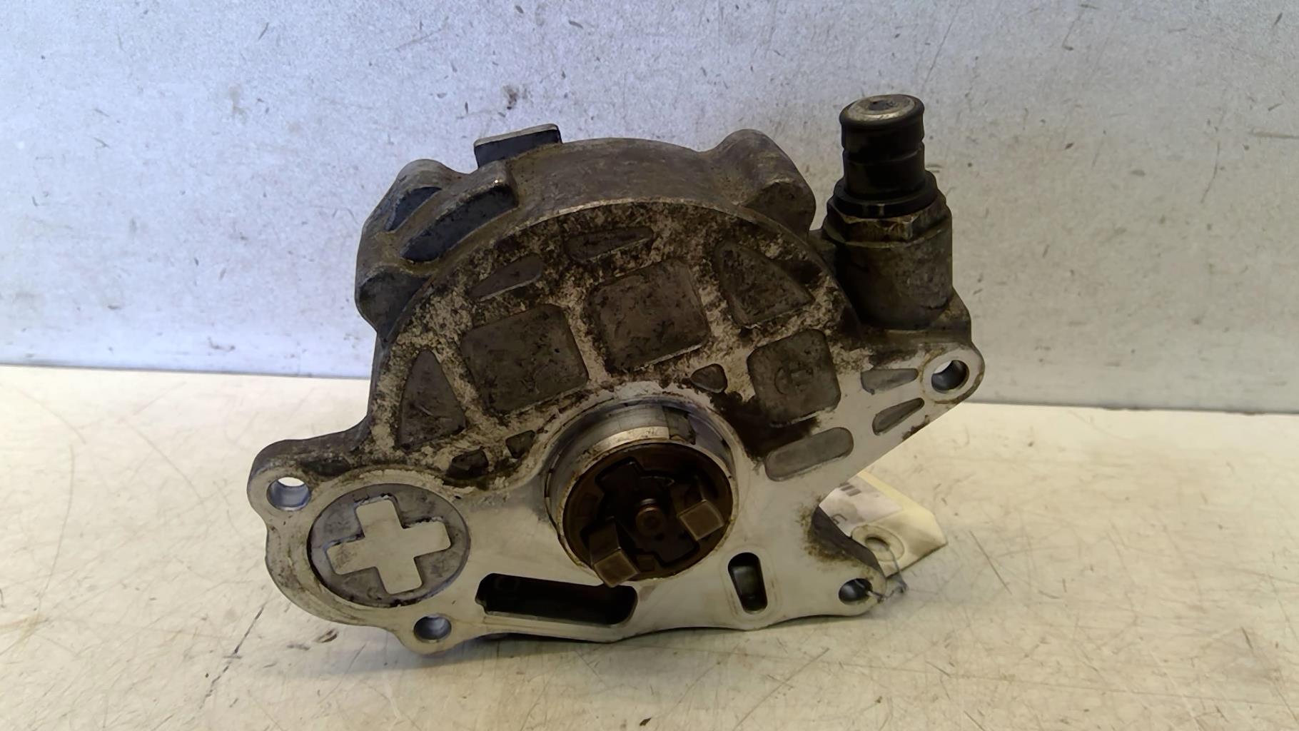 Pompe à vide VOLKSWAGEN POLO 5 PHASE 1 Diesel - 1