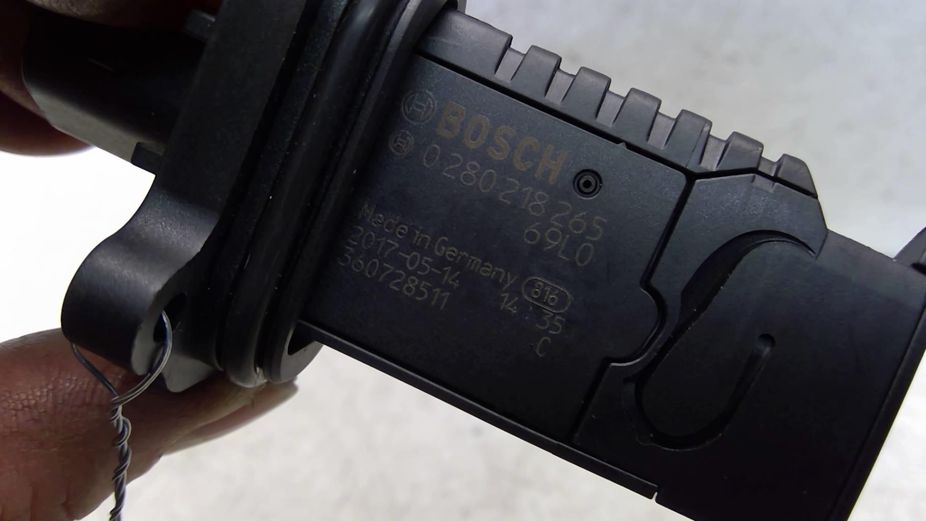 Debitmetre SUZUKI SWIFT 5 Essence/Hybride - 1