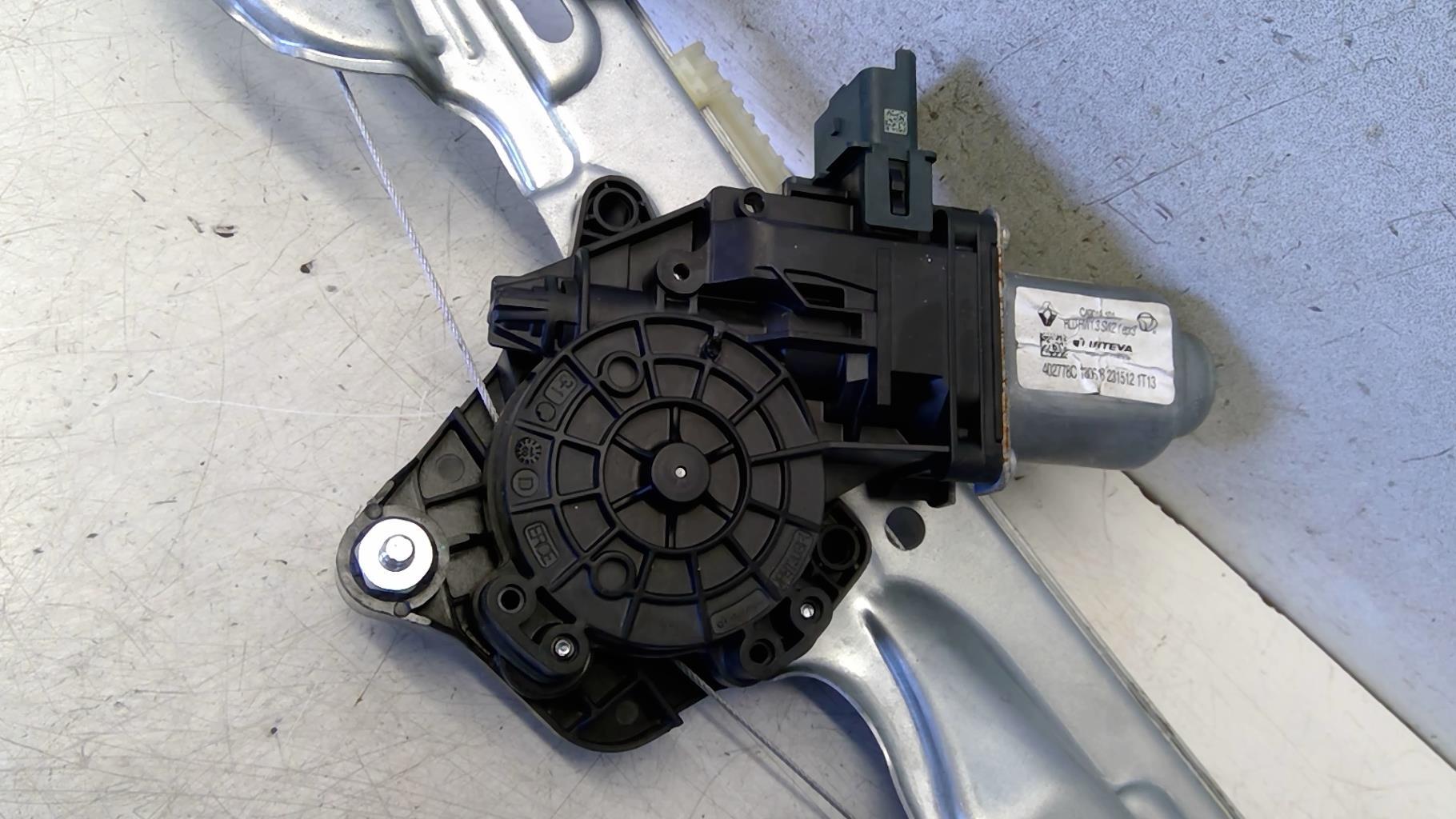 Alzacristalli elettrico posteriore sinistro RENAULT MEGANE 4 PHASE 1 Diésel - 1