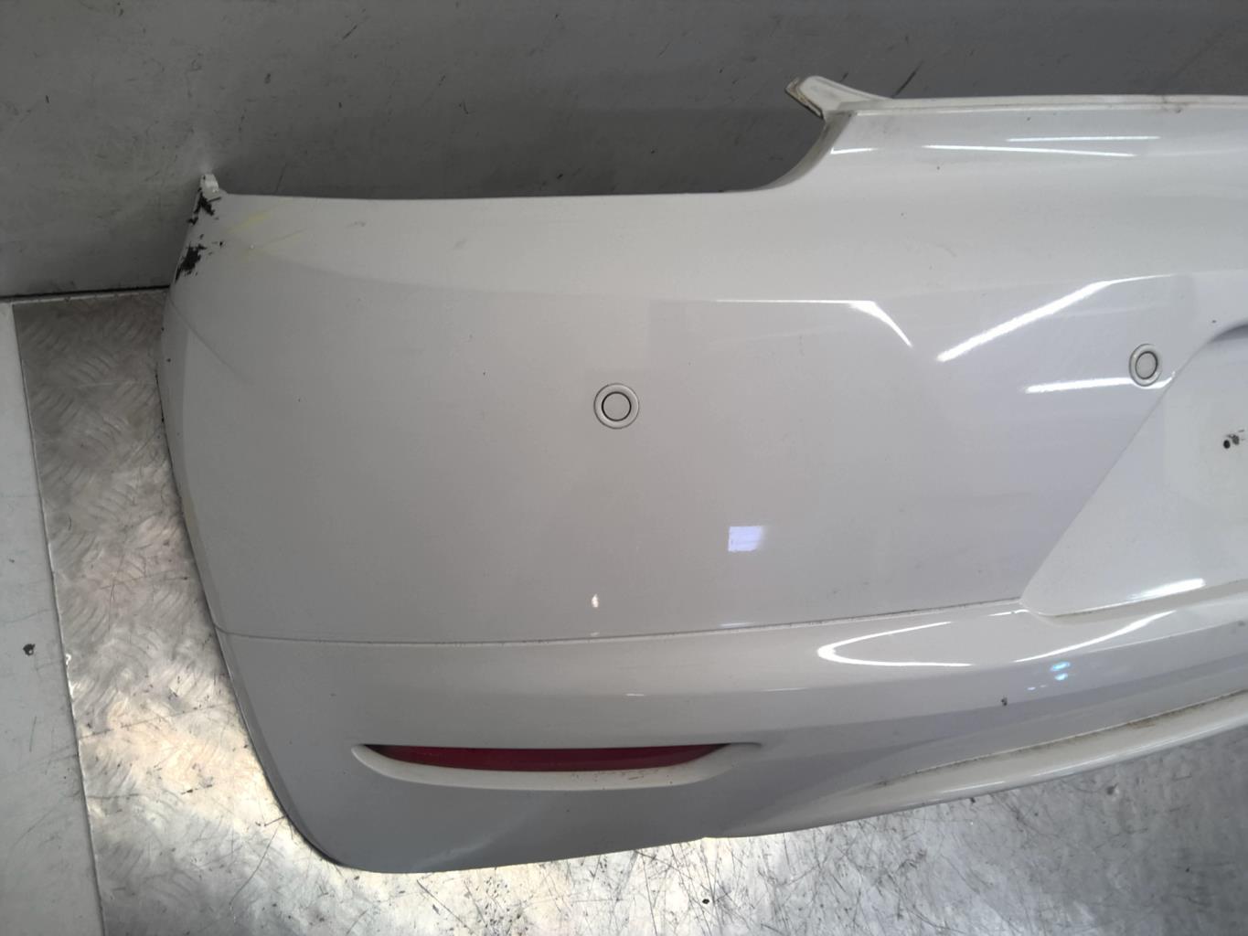 Pare choc arriere VOLKSWAGEN SCIROCCO 3 PHASE 1 COUPE Essence - 1