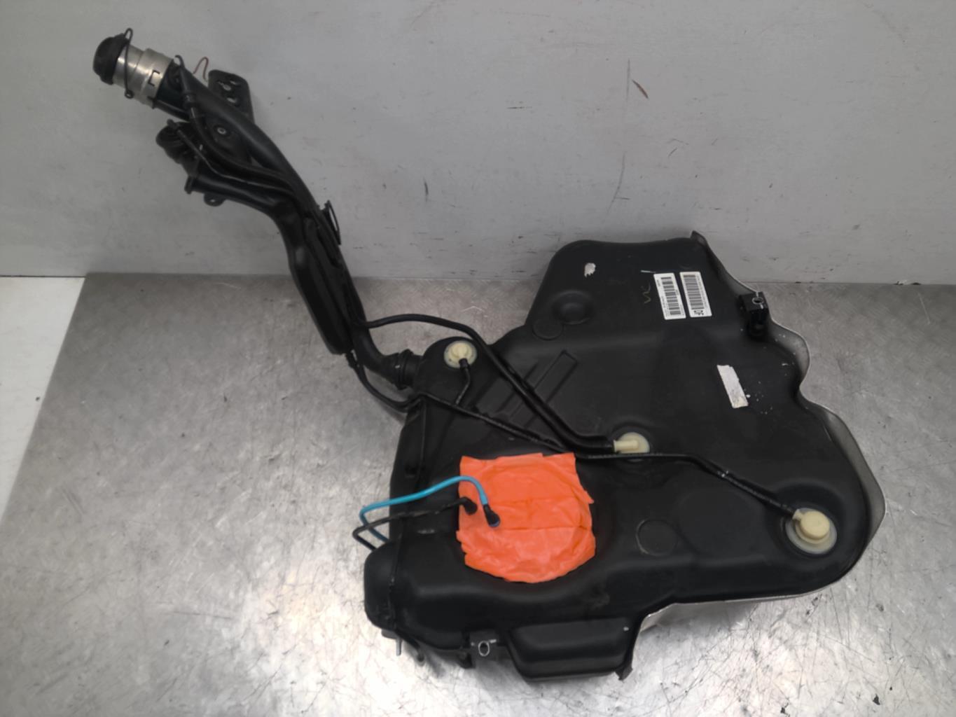 Reservoir essence VOLKSWAGEN SCIROCCO 3 PHASE 1 COUPE Essence - 1