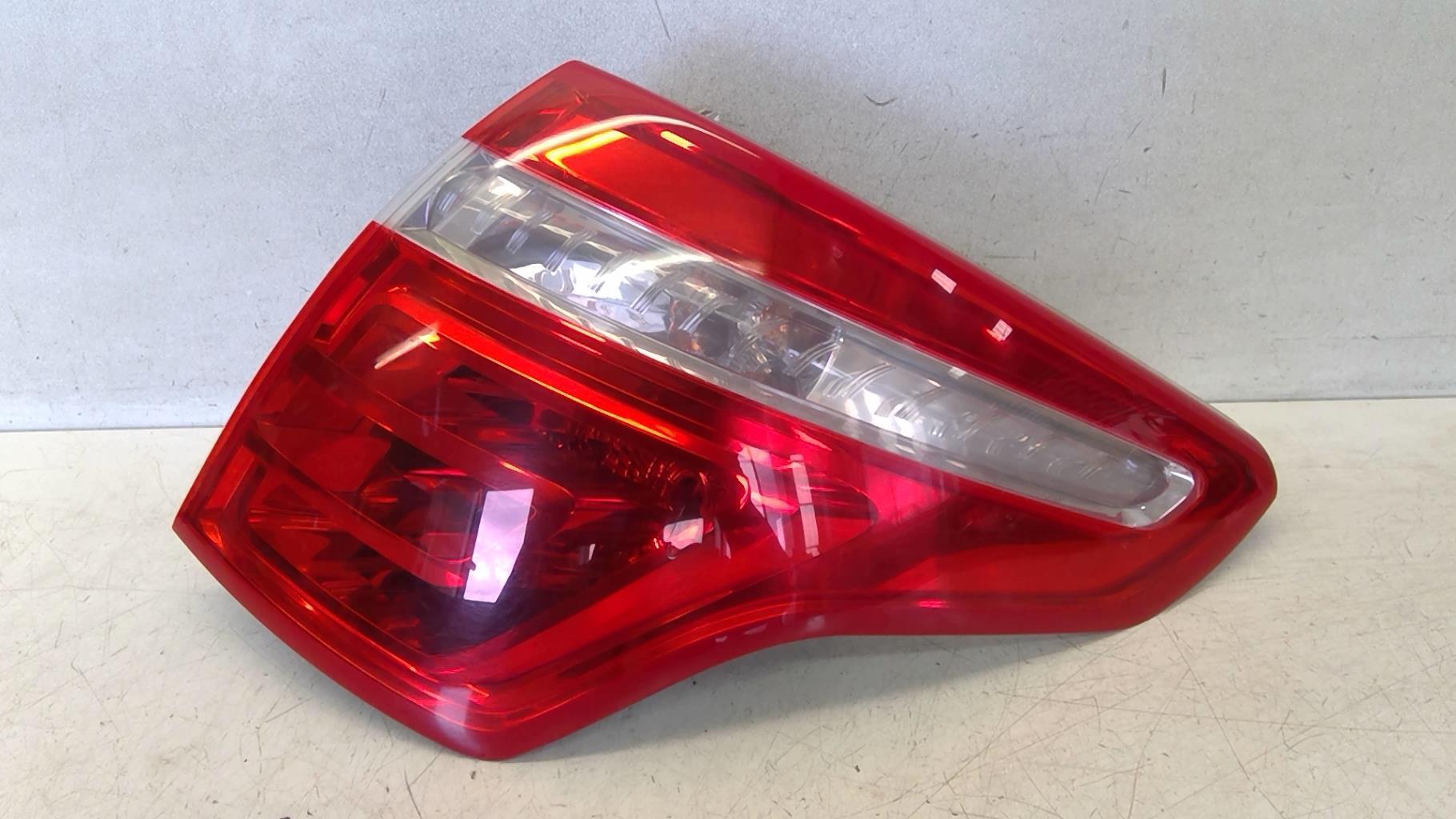 Fanale posteriore principale destro (luci) CITROEN C4 PICASSO 1 Diésel - 1