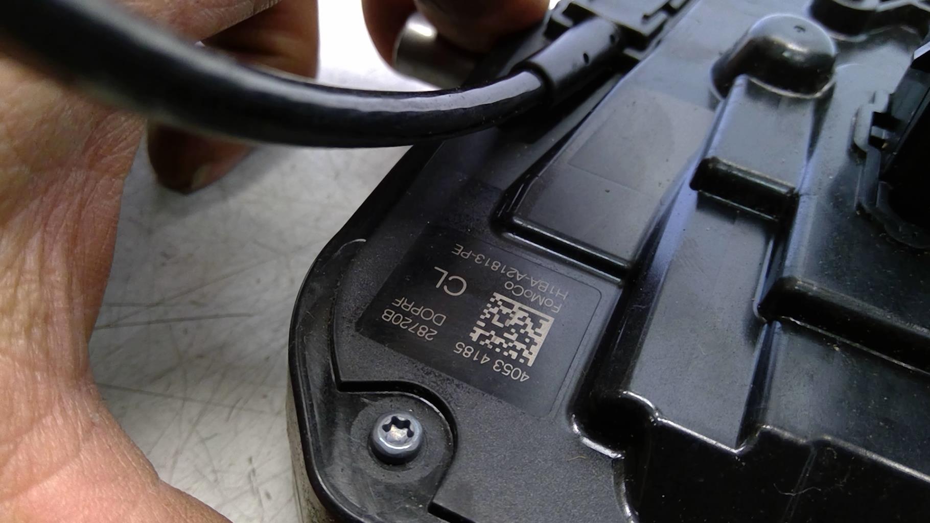 Serratura anteriore sinistra FORD FIESTA 7 PHASE 1 Gasolina/Híbrido - 1