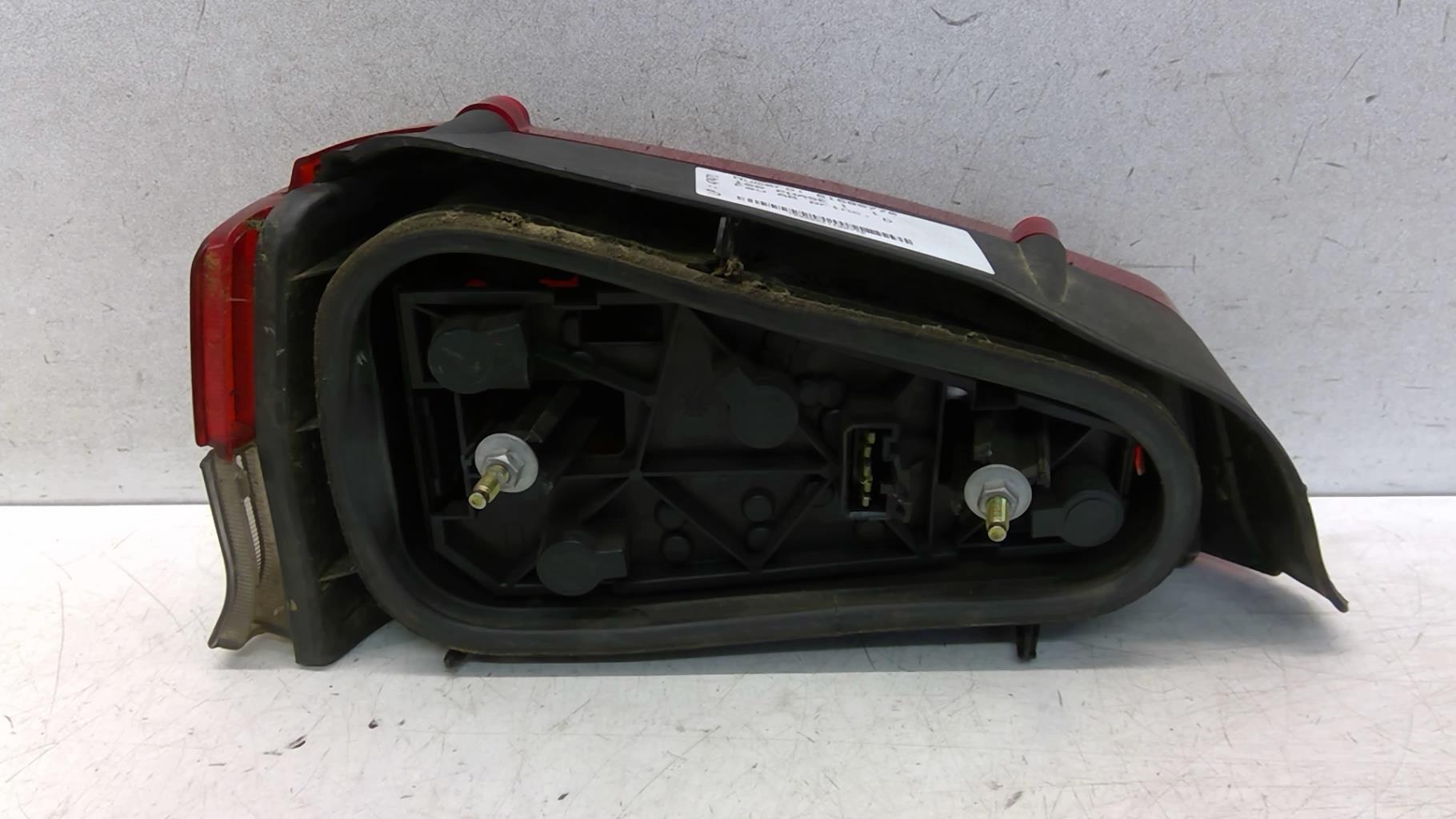 Fanale posteriore principale destro (luci) PEUGEOT 106 PHASE 1 Gasolina - 1
