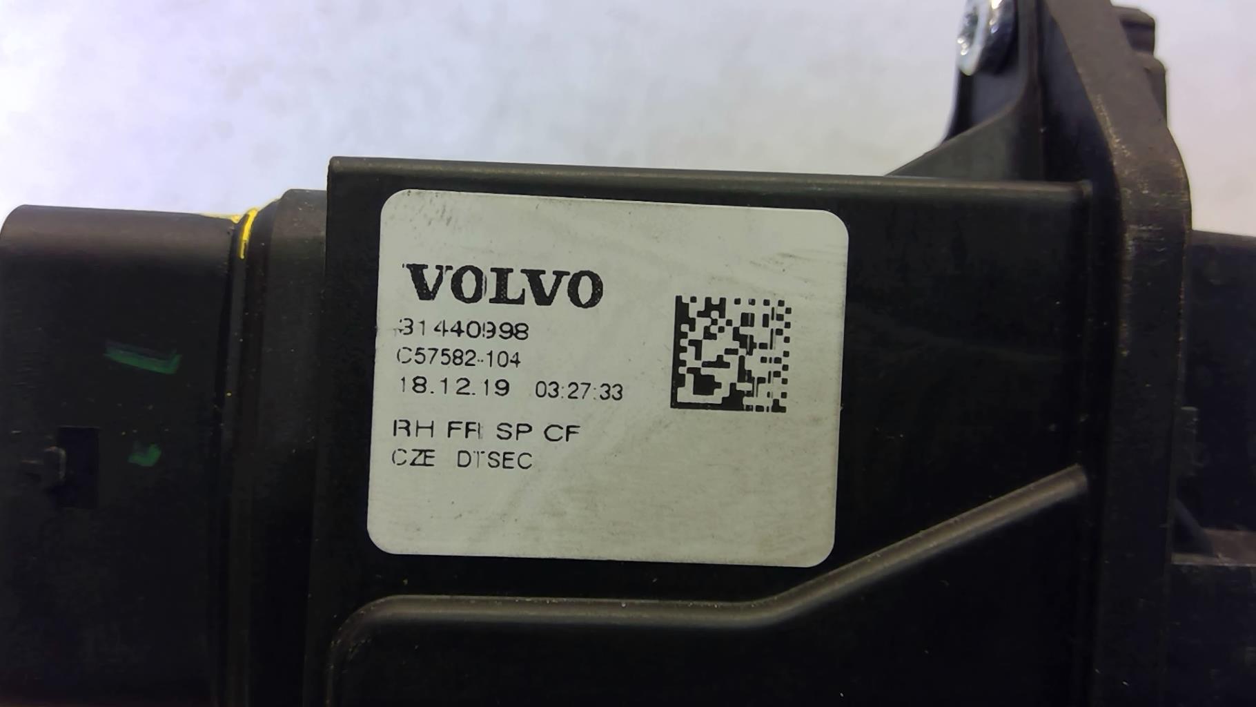 Serratura anteriore destra VOLVO XC 40 PHASE 1 Diésel - 1
