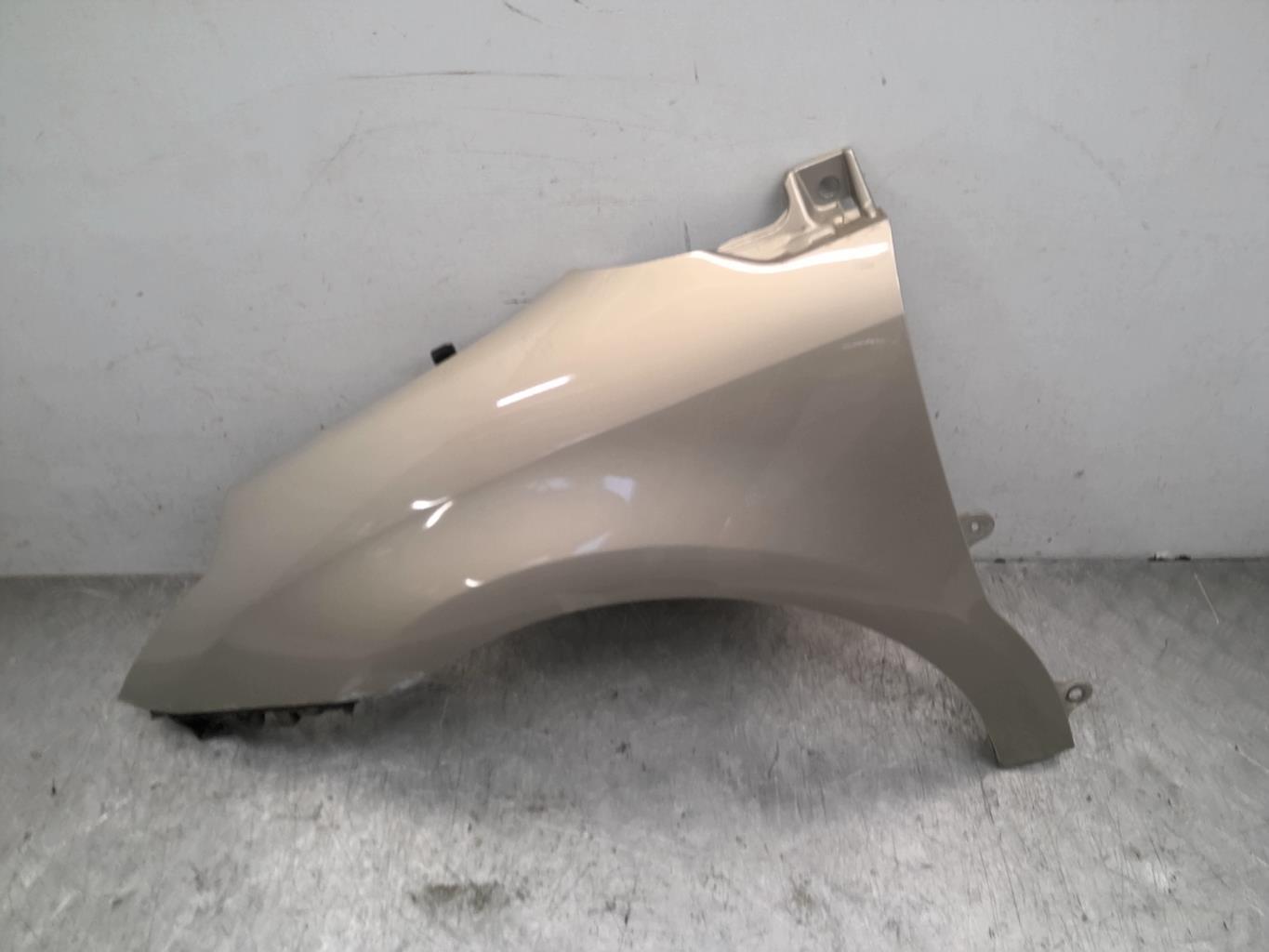 Parafango anteriore sinistro CITROEN C4 1 PHASE 1 Gasolina - 1