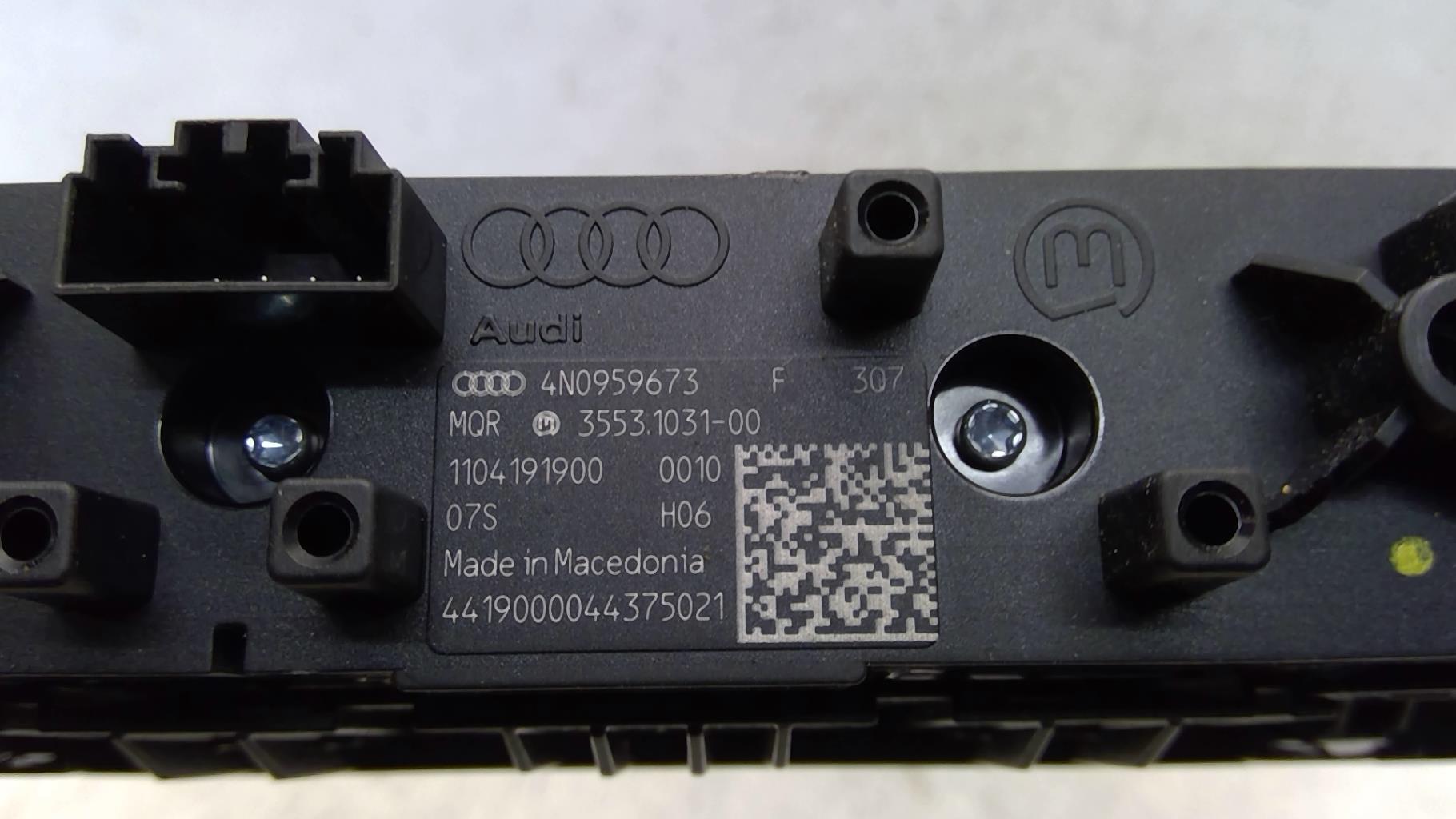Botón/Interruptor AUDI A6 5 AVANT S6 BREAK Diésel/Híbrido - 1