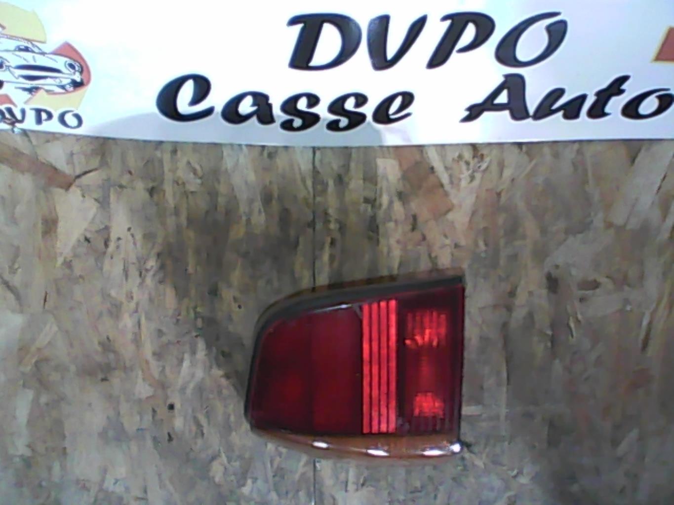 Fanale posteriore principale sinistro (luci) VOLKSWAGEN POLO 3 PHASE 1 Diésel - 1