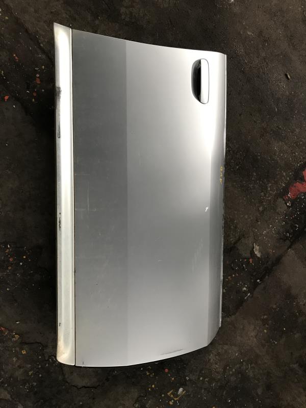 Porte avant droit AUDI A6 1998 Diesel - 1