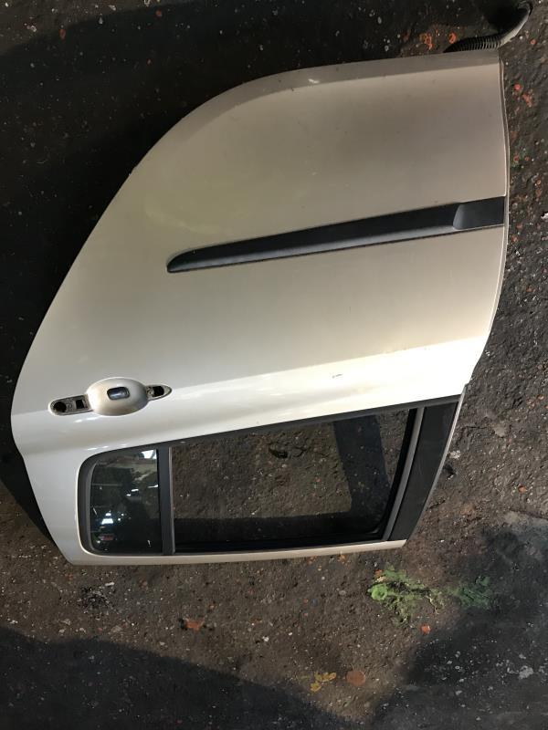 Porte arriere gauche RENAULT CLIO 3 PHASE 1 Diesel - 1