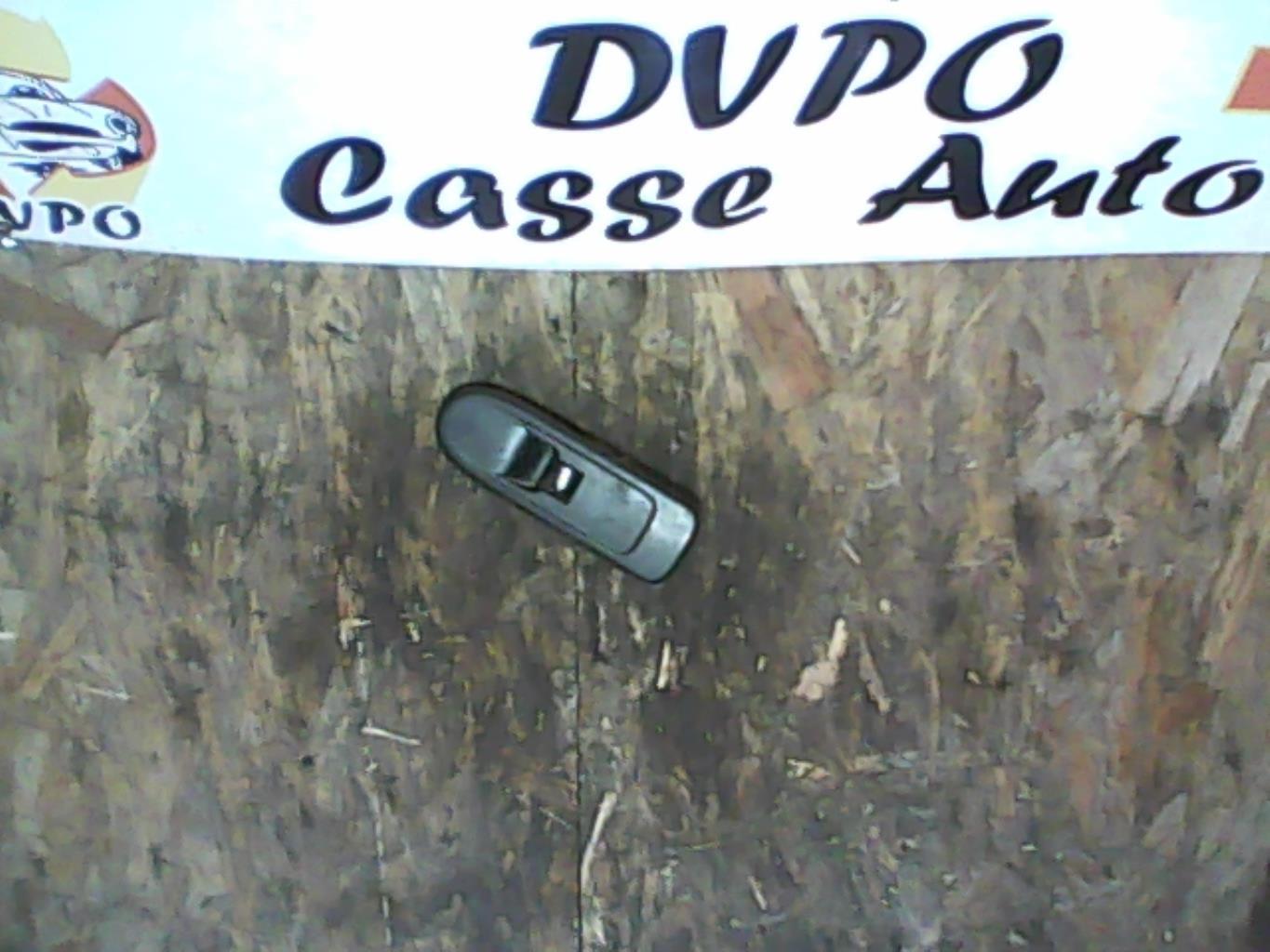 Interruttore lavacristalli anteriore destro PEUGEOT 308 1 SW PHASE 1 BREAK Diésel - 1