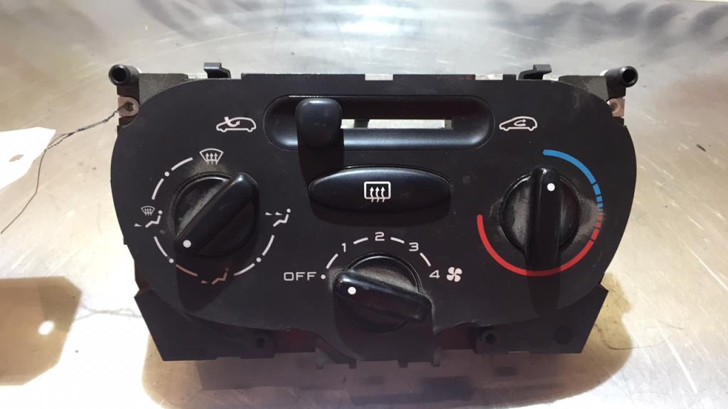 Commande chauffage PEUGEOT 206 PHASE 1 Diesel - 1