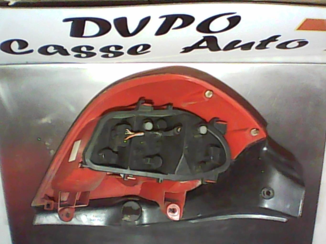 Fanale posteriore principale destro (luci) RENAULT CLIO 3 PHASE 1 Diésel - 1