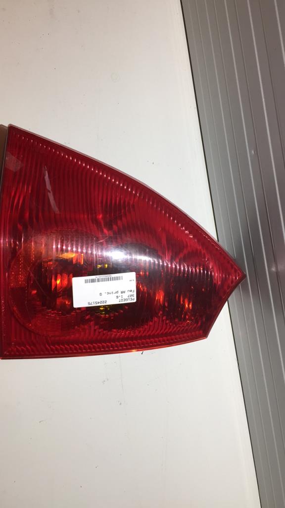 Fanale posteriore principale sinistro (luci) PEUGEOT 307 PHASE 1 BREAK Diésel - 1
