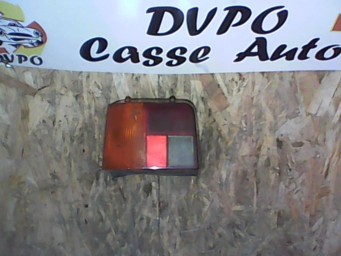 Fanale posteriore principale sinistro (luci) PEUGEOT 205 PHASE 2 Diésel - 1