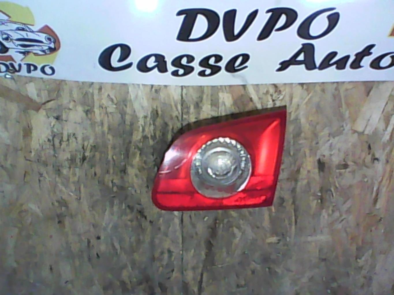 Gruppo ottico posteriore secondario destro (luci) VOLKSWAGEN PASSAT 5 BREAK Diésel - 1