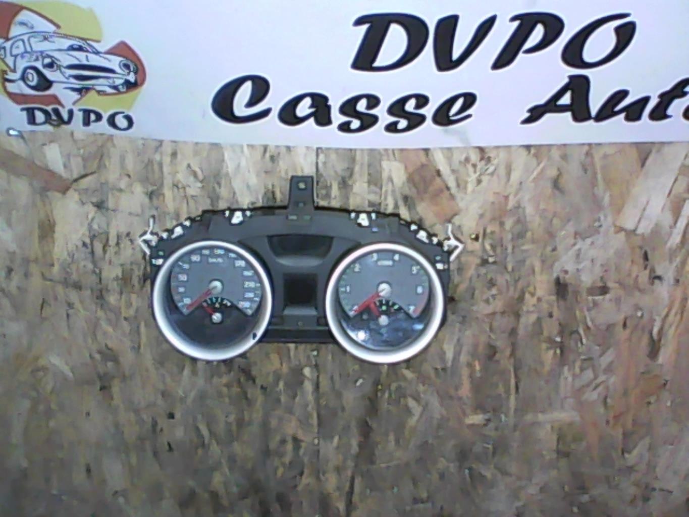 Compteur RENAULT MEGANE 2 PHASE 1 Essence - 1