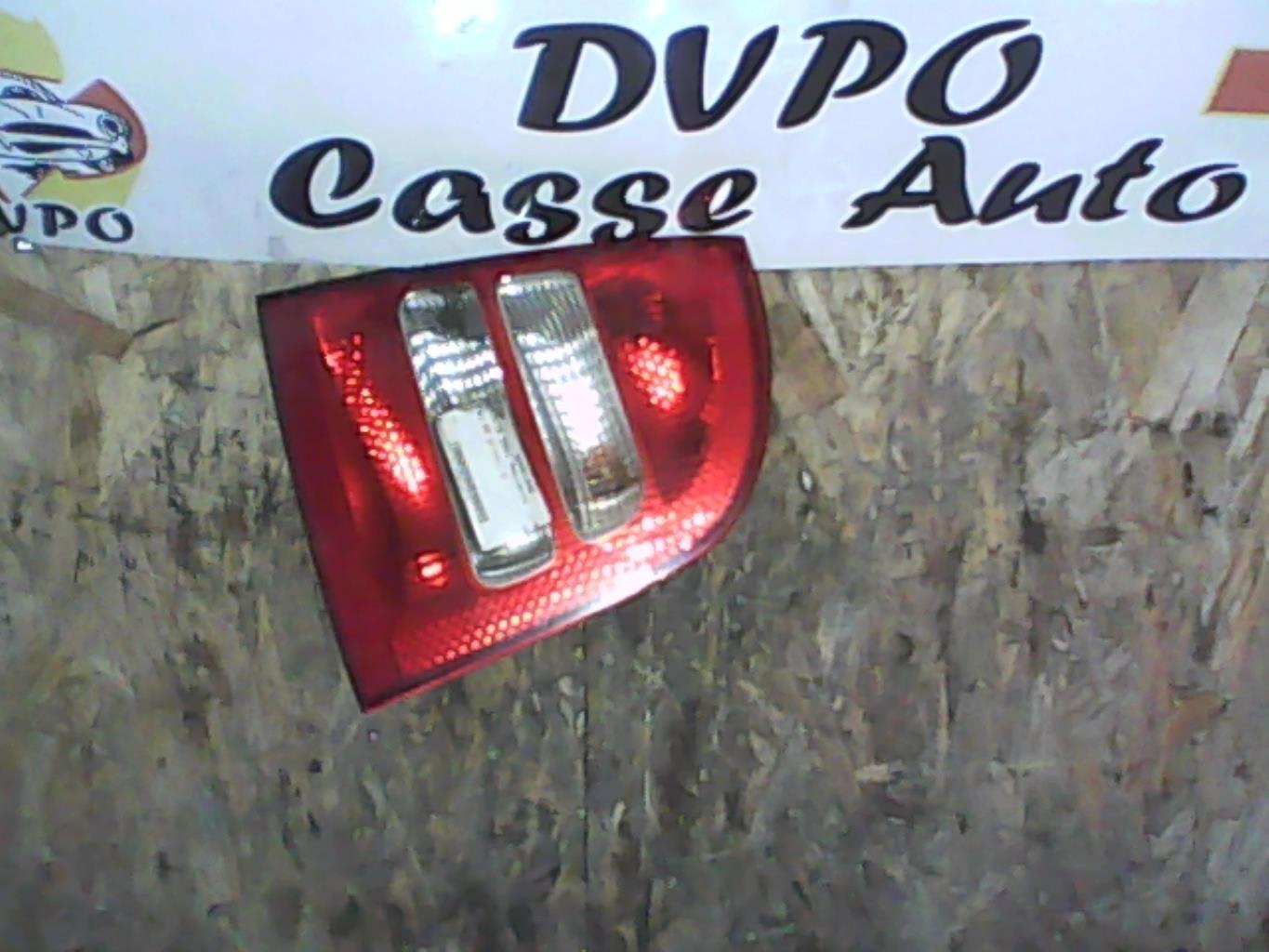 Fanale posteriore principale destro (luci) SKODA OCTAVIA 1 PHASE 1 Diésel - 1