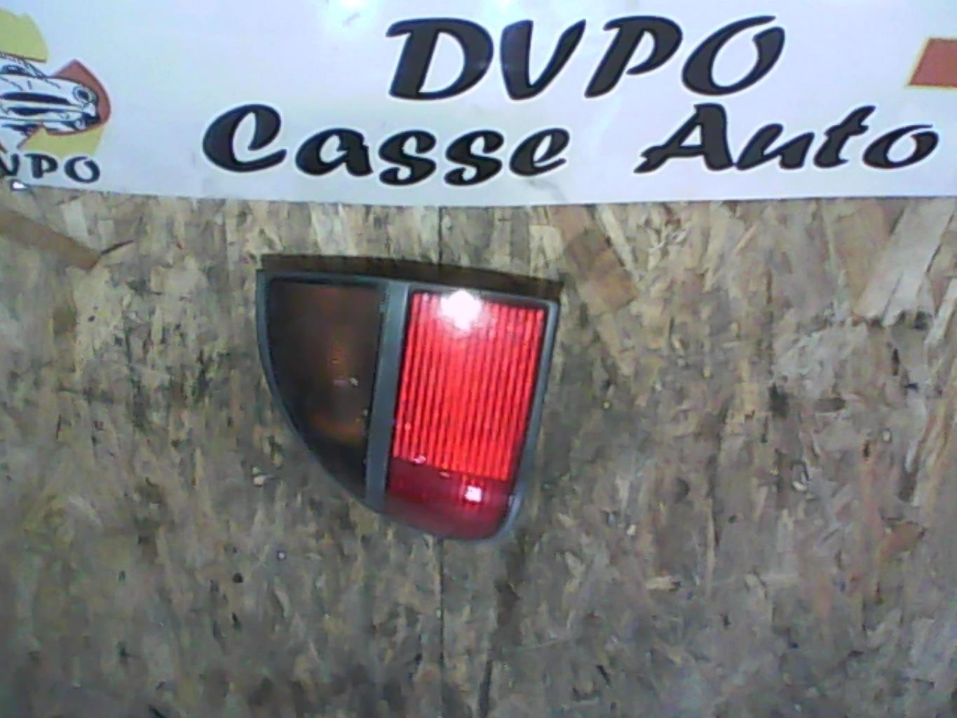 Fanale posteriore principale sinistro (luci) RENAULT LAGUNA 1 PHASE 1 Gasolina - 1