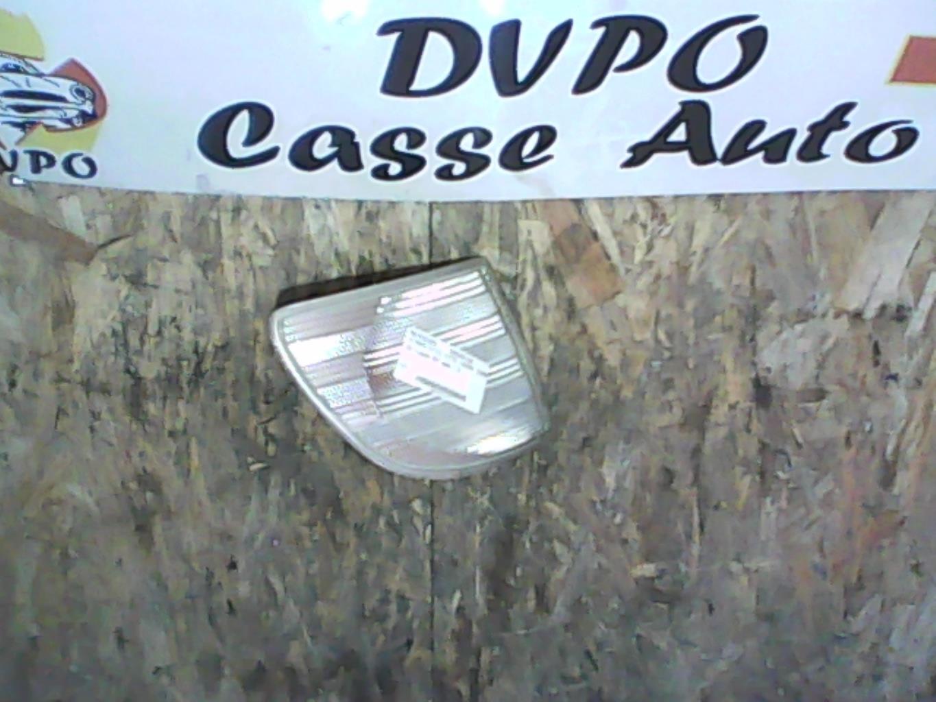Gruppo ottico anteriore secondario destro (luci)(freccia) MERCEDES VITO 638 Diésel - 1