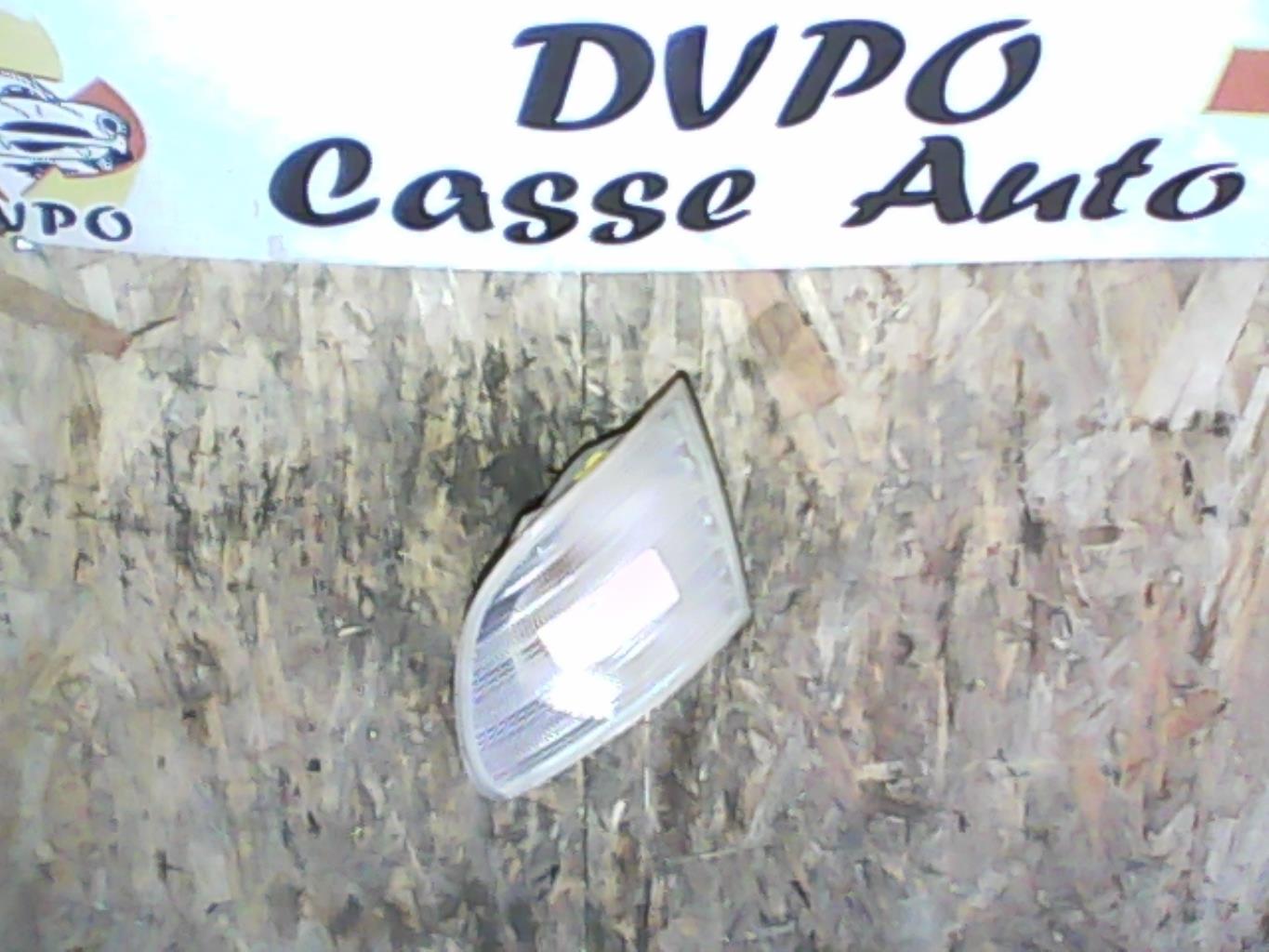 Gruppo ottico anteriore secondario sinistro (luci)(freccia) MERCEDES VITO 638 Diésel - 1
