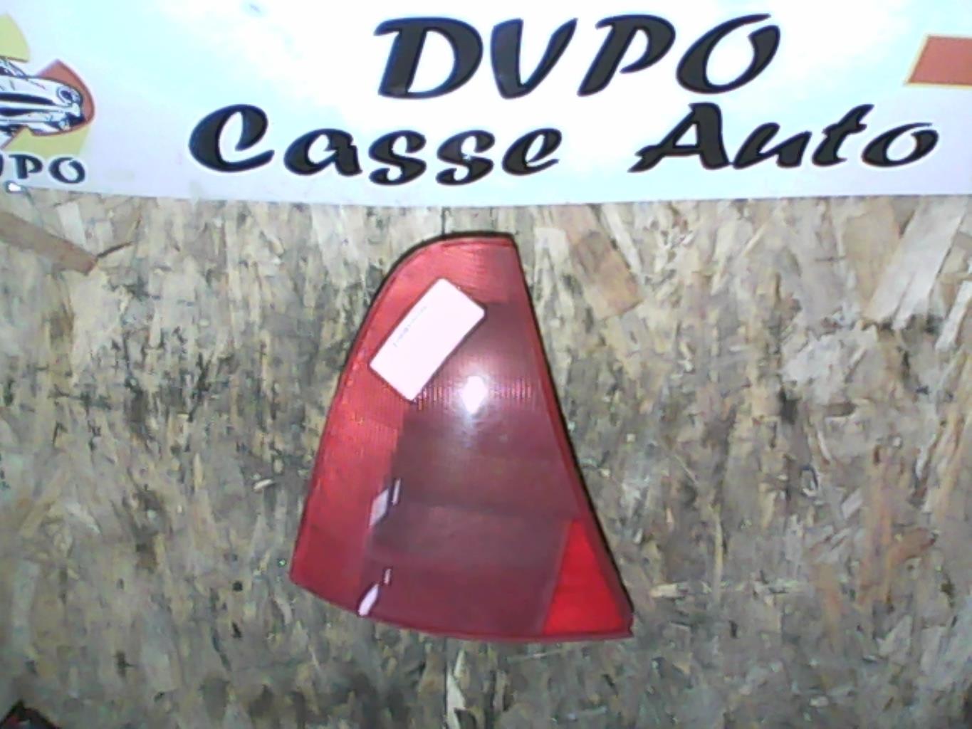 Fanale posteriore principale sinistro (luci) RENAULT CLIO 2 PHASE 1 Diésel - 1
