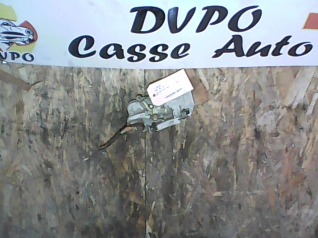Chiusura centralizzata posteriore sinistra PEUGEOT 206 PHASE 1 BREAK Diésel - 1