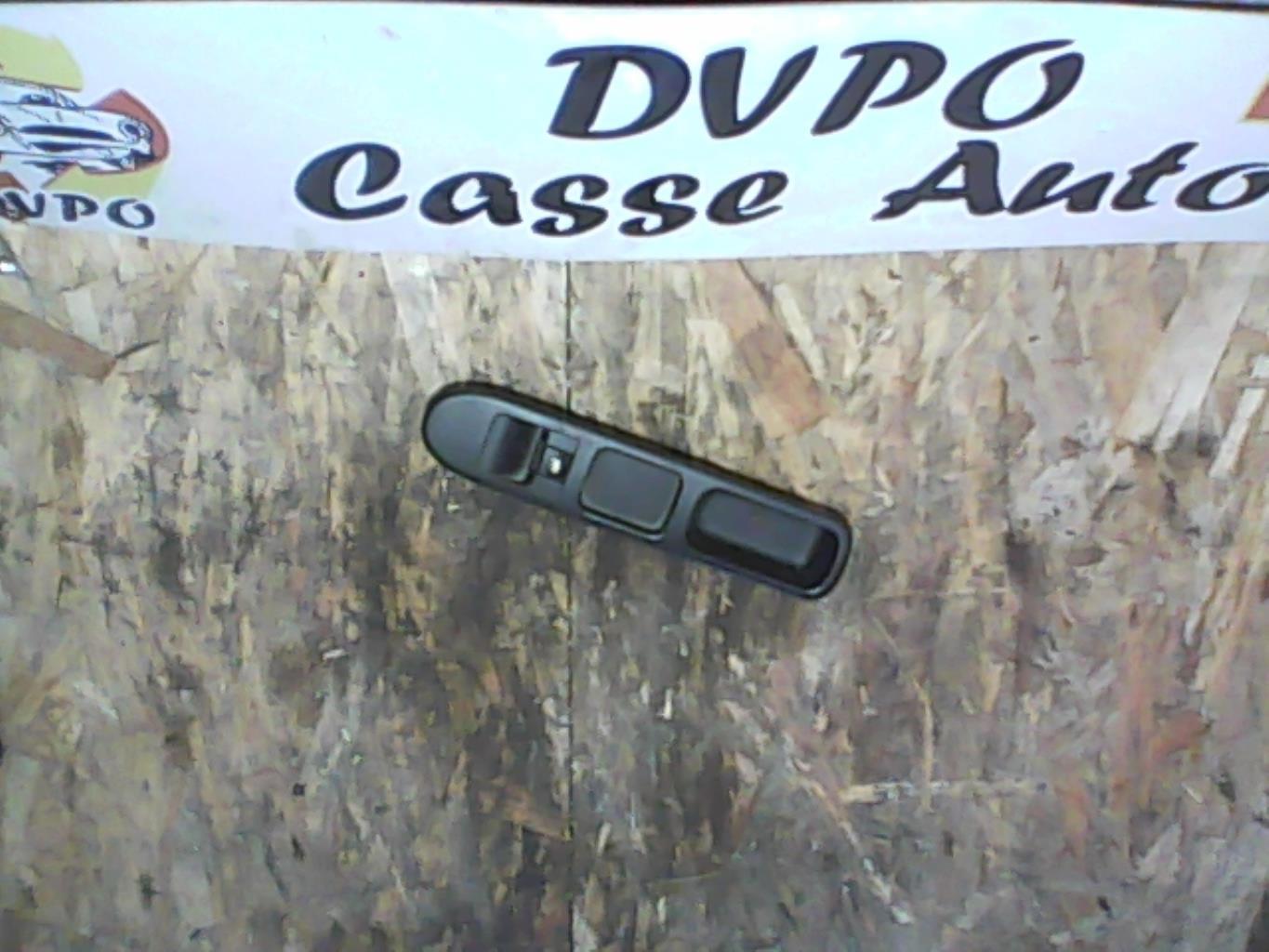 Interruttore lavacristalli anteriore destro PEUGEOT 307 PHASE 1 BREAK Diésel - 1