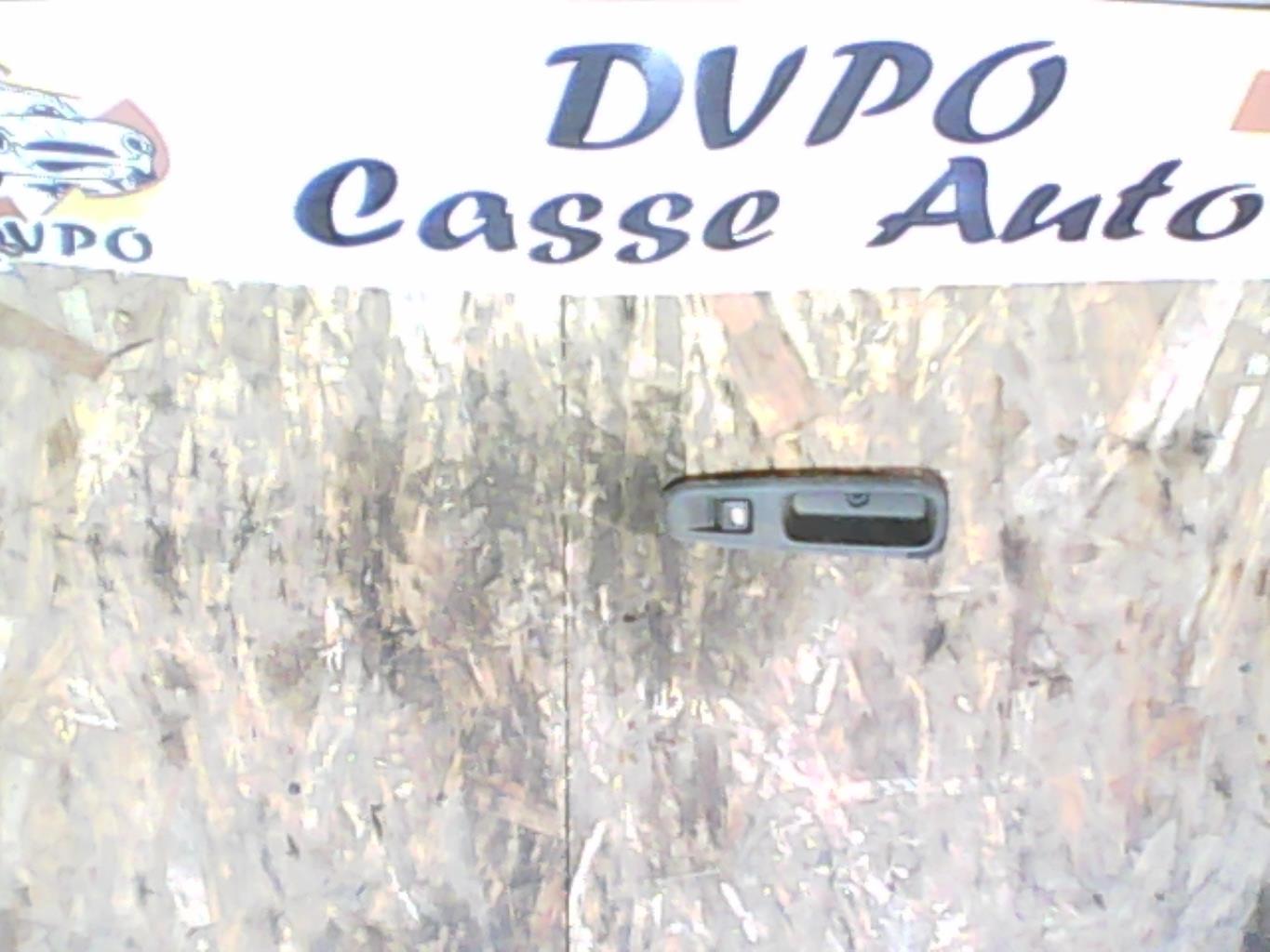 Interruttore lavacristalli posteriore sinistro PEUGEOT 3008 1 PHASE 1 Diésel - 1