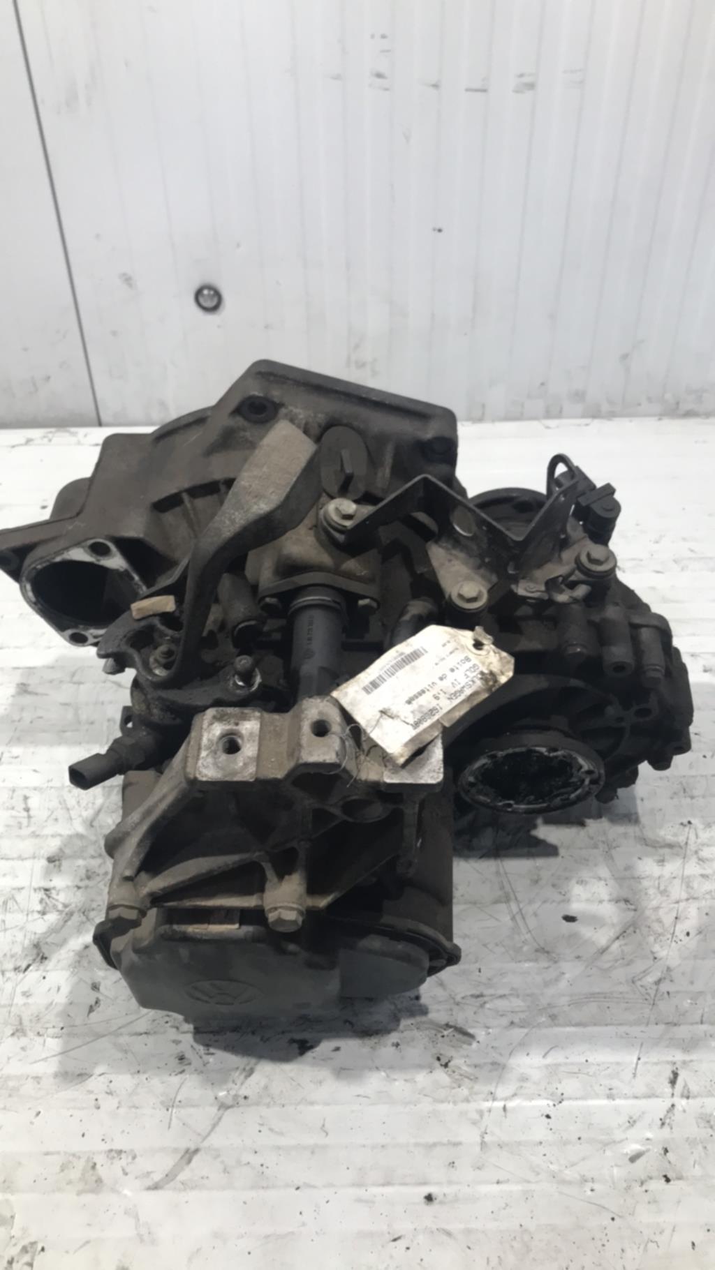 Boite de vitesses VOLKSWAGEN GOLF 4 Diesel - 1