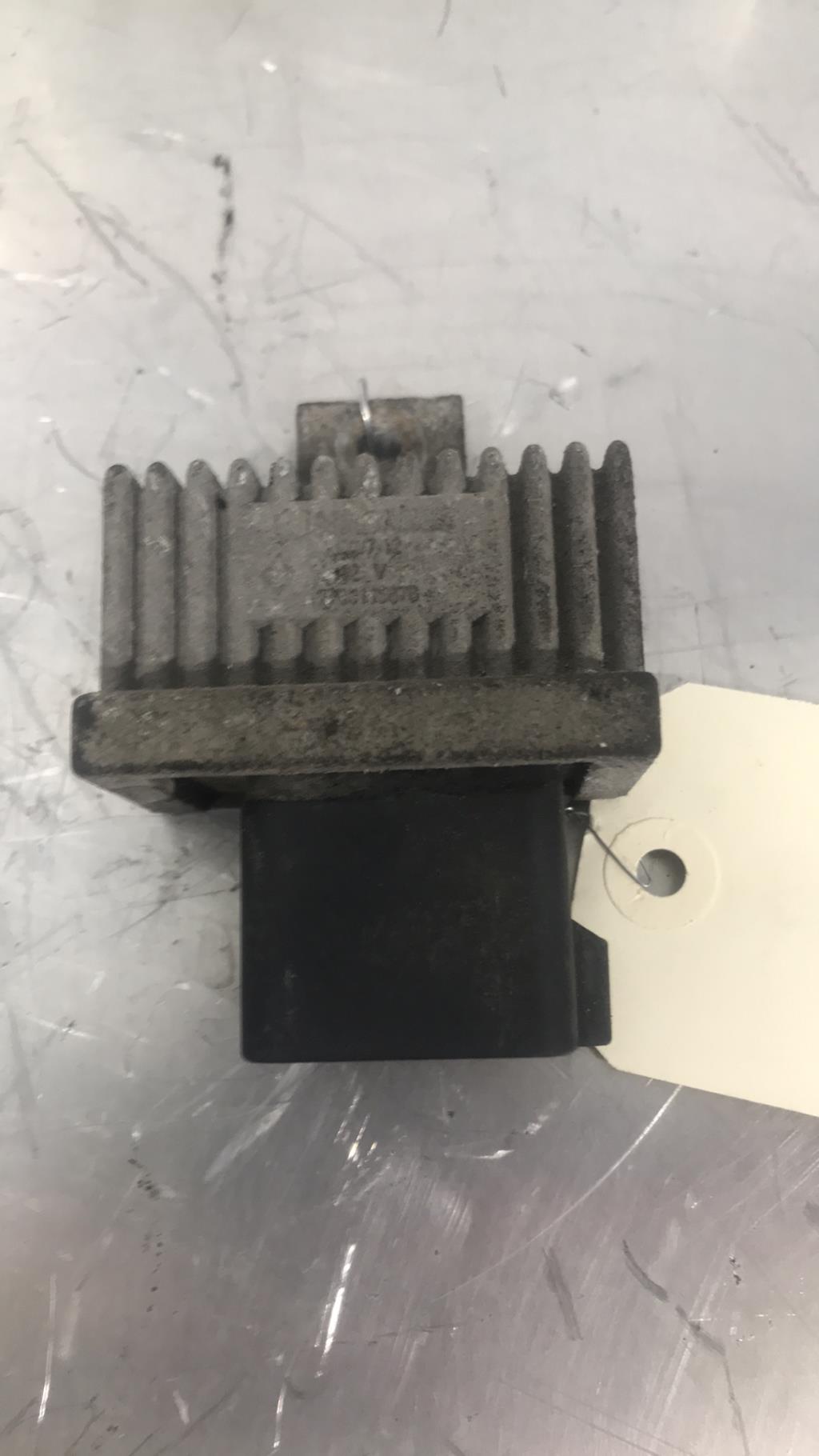 Boitier de prechauffage RENAULT LAGUNA 2 PHASE 1 BREAK Diesel - 1