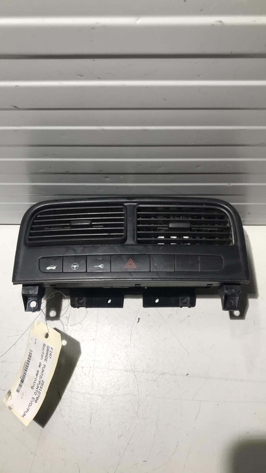 Bouton de warning FIAT GRANDE PUNTO Diesel - 1