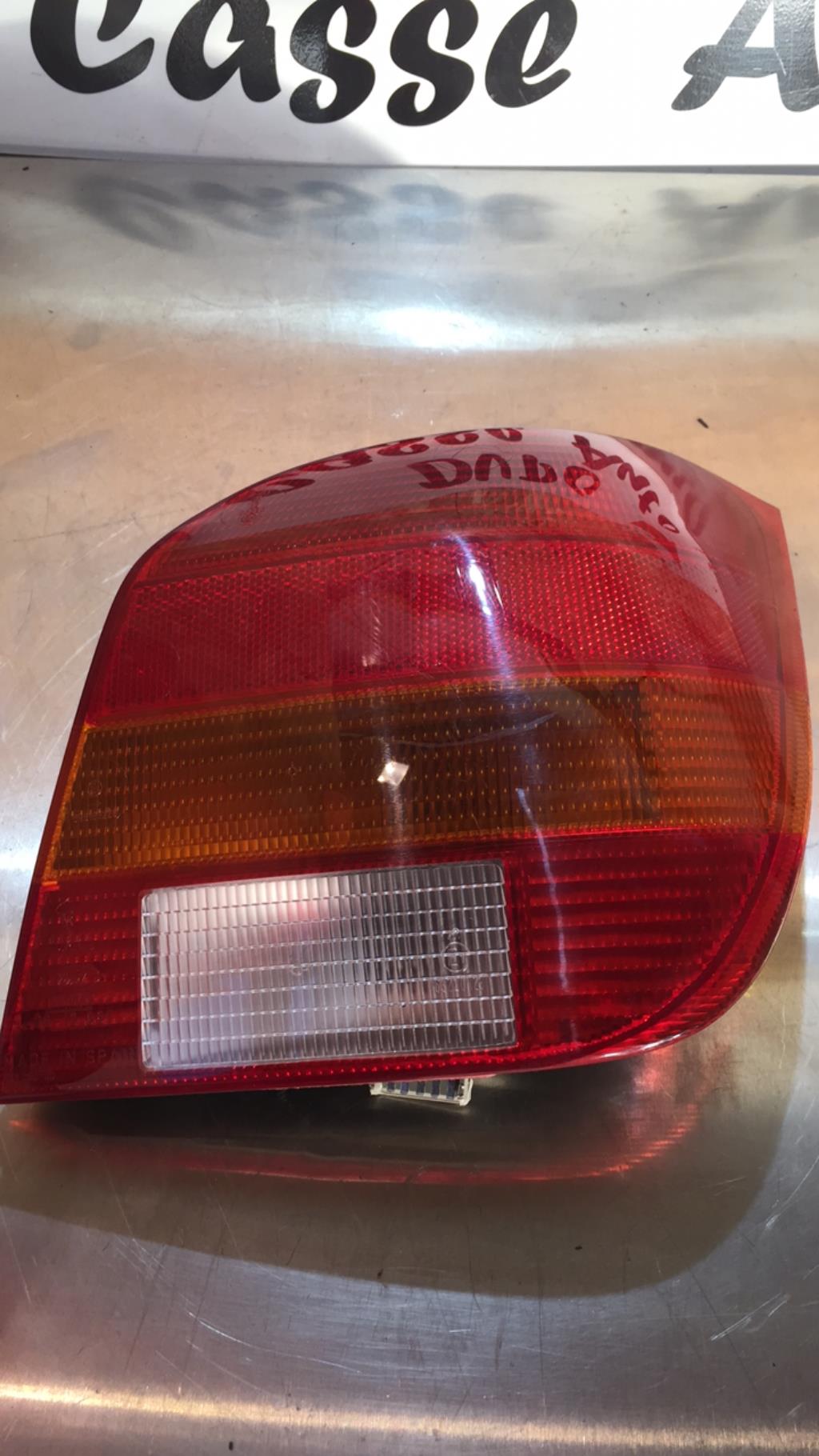 Fanale posteriore principale destro (luci) FORD FIESTA 3 PHASE 2 Gasolina - 1