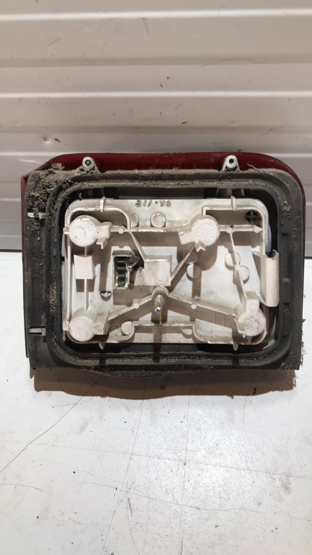 Fanale posteriore principale destro (luci) PEUGEOT 205 PHASE 2 Diésel - 1