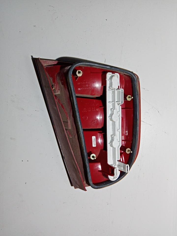 Fanale posteriore principale destro (luci) SKODA FABIA 1 PHASE 1 Diésel - 1