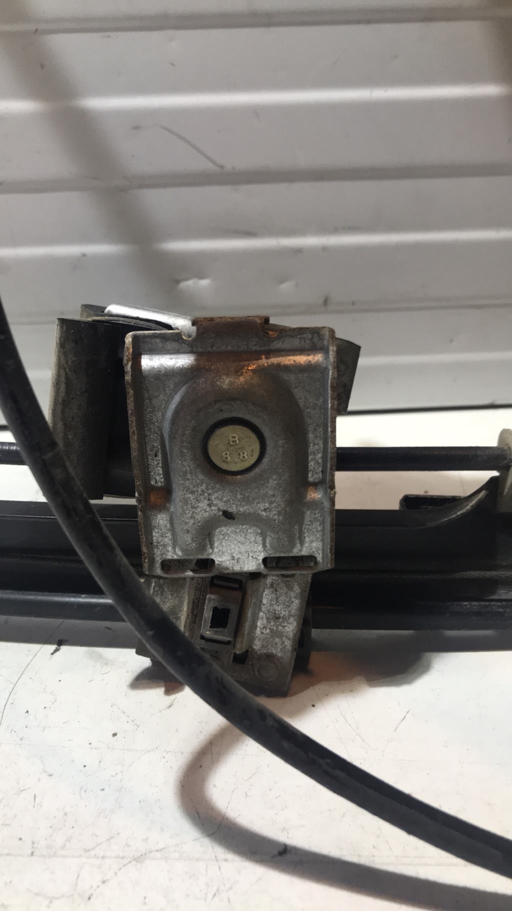 Alzacristalli manuale anteriore destro VOLKSWAGEN GOLF 3 Diésel - 1
