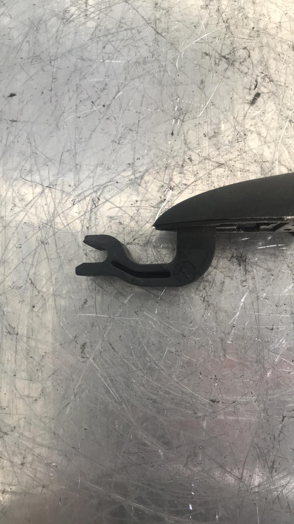 Maniglia portiera anteriore sinistra RENAULT KANGOO 2 PHASE 1 Diésel - 1