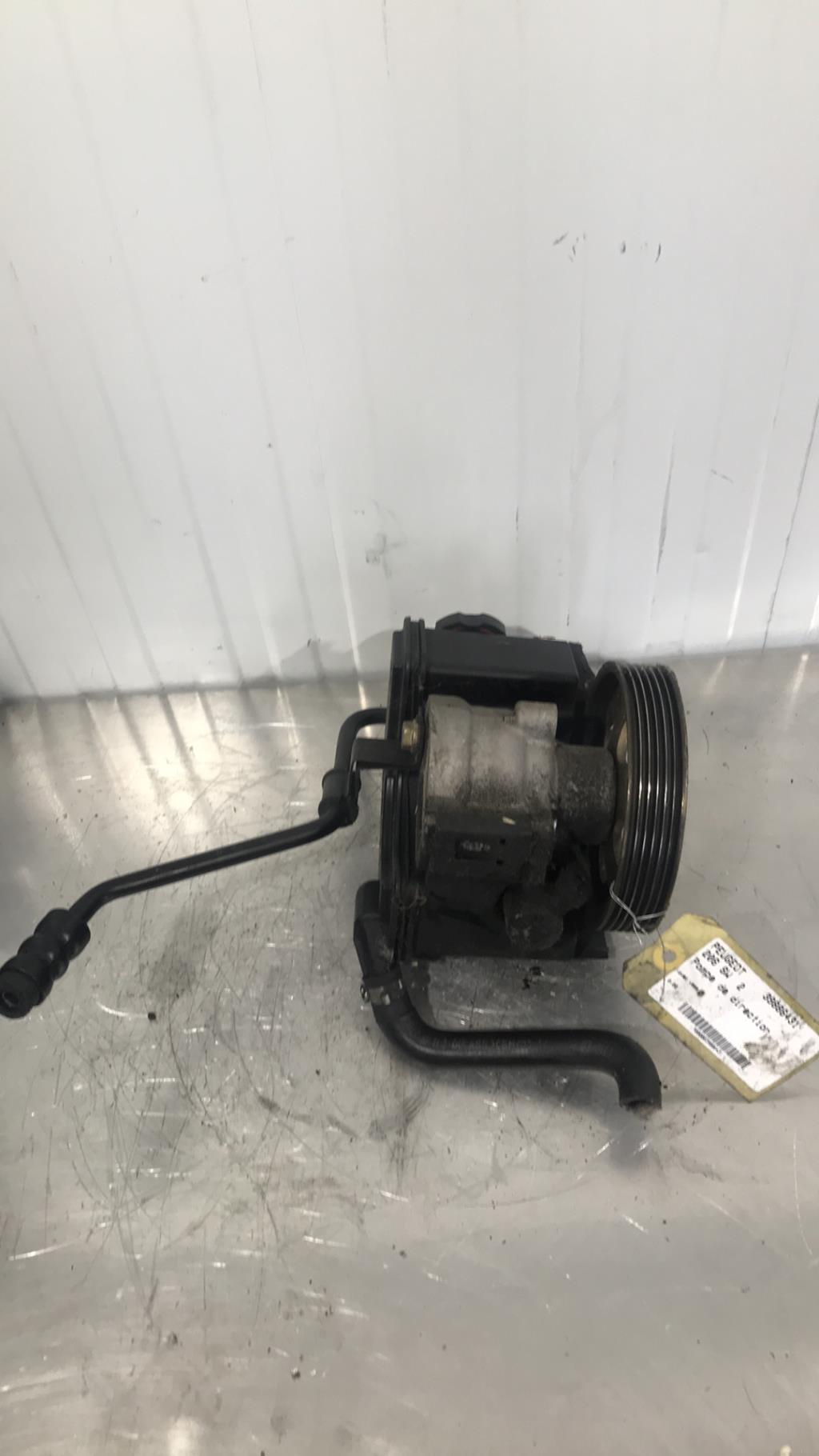 Pompe de direction PEUGEOT 206 PHASE 2 BREAK Diesel - 1