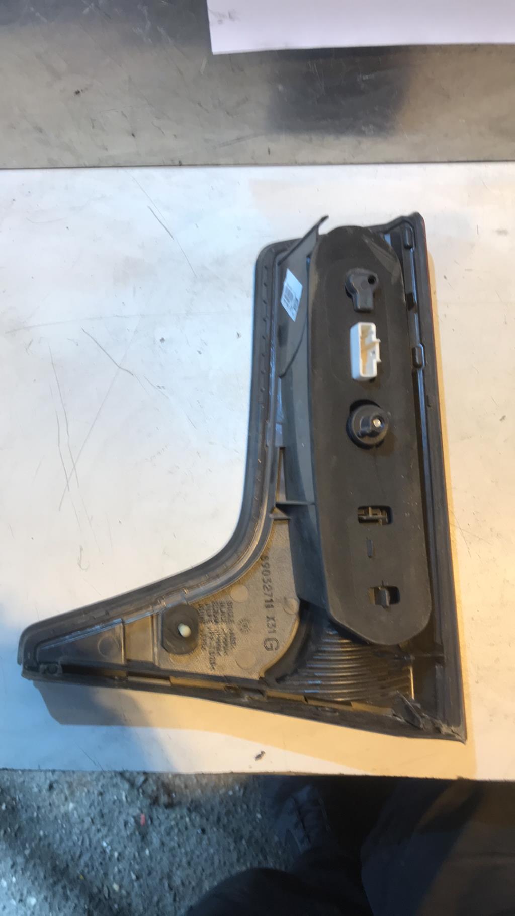 Feu arriere secondaire gauche (feux) CITROEN C5 1 PHASE 2 Essence - 1