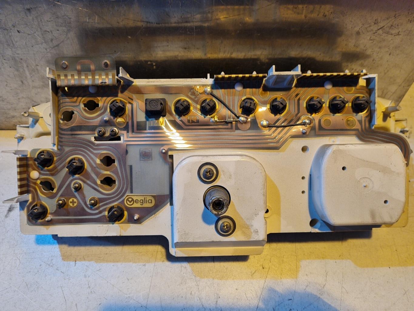 Compteur PEUGEOT 205 PHASE 2 Essence - 1