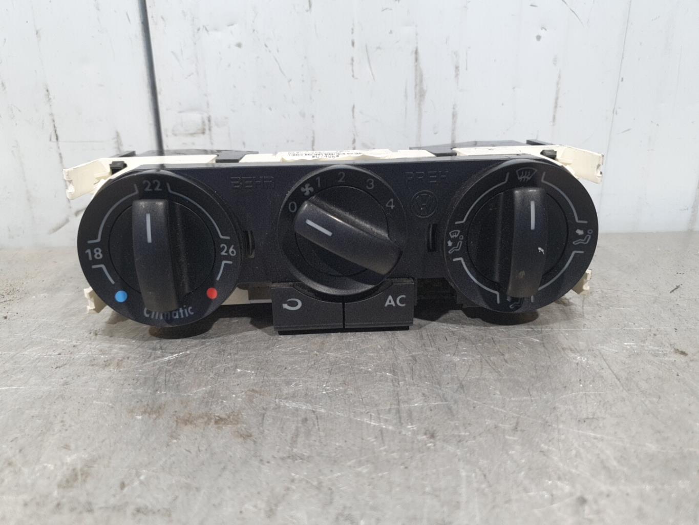 Commande chauffage VOLKSWAGEN POLO 4 PHASE 2 Essence - 1
